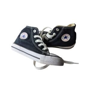 Converse Chuck Taylor All Star  Sneekers Toddler size 6